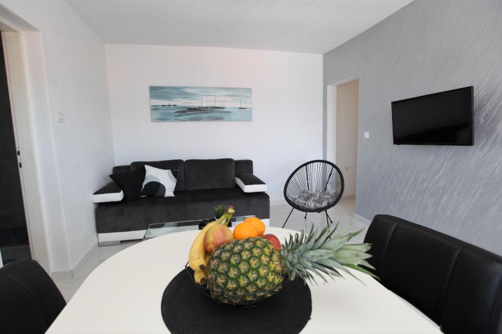 Apartment With Terrace And Sea View - Lucic Трогир Экстерьер фото
