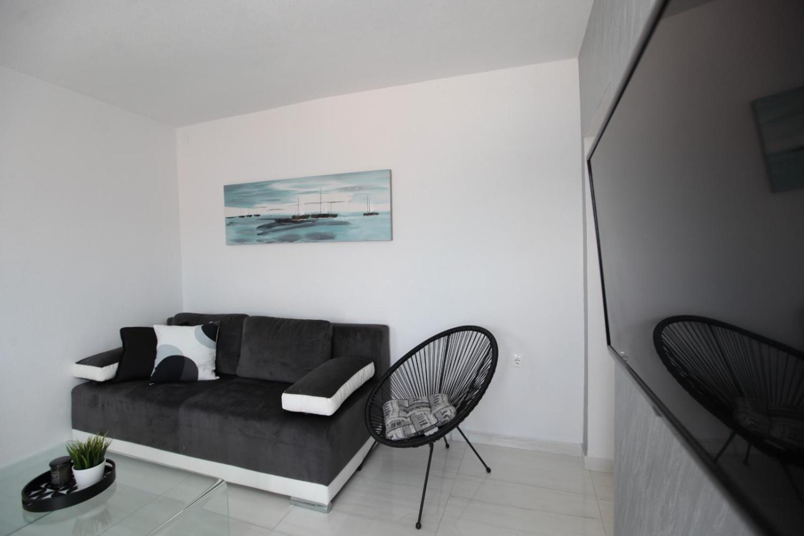Apartment With Terrace And Sea View - Lucic Трогир Экстерьер фото